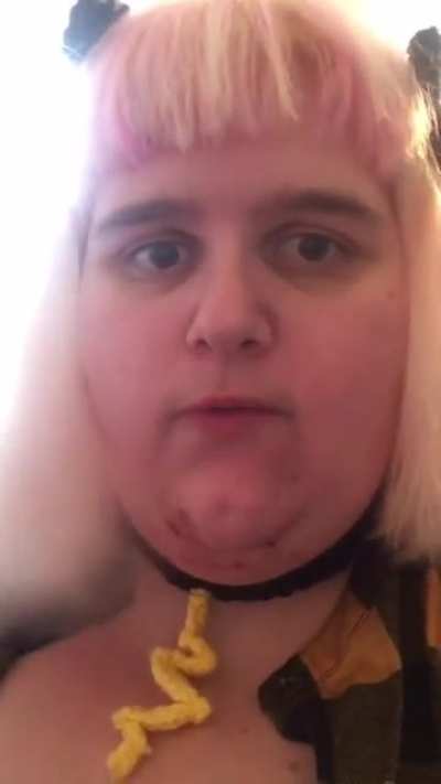 Chill out hen