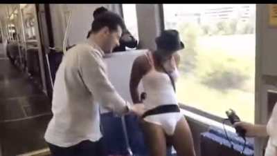 Manspreading