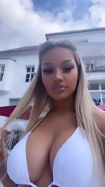 Insta story