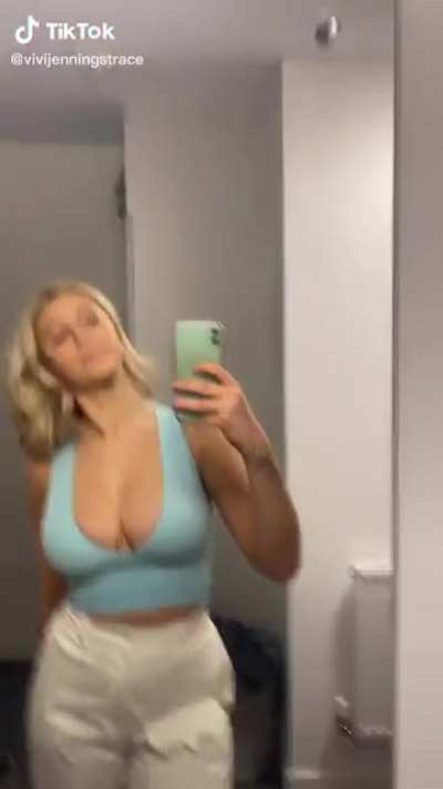 Love this top on busty girls @vivi<wbr>jenni<wbr>ngstr<wbr>ace