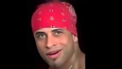 Ricardo beatboxes