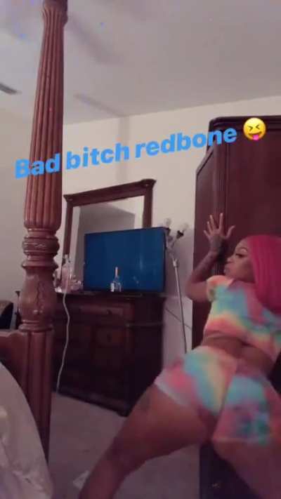 All dat ass 🤩
