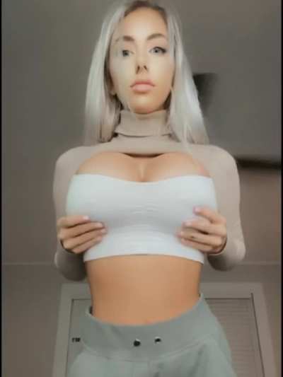 32DD😙