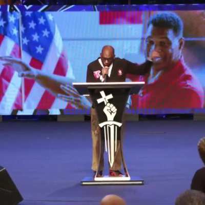 Watch this complete takedown of Herschel Walker by pastor Jamalh Bryant
