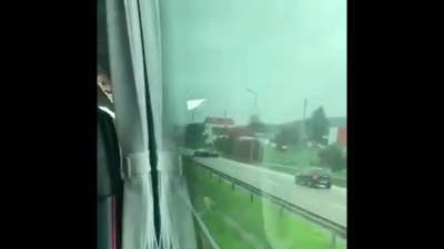 Opel Corsa vs Taxi