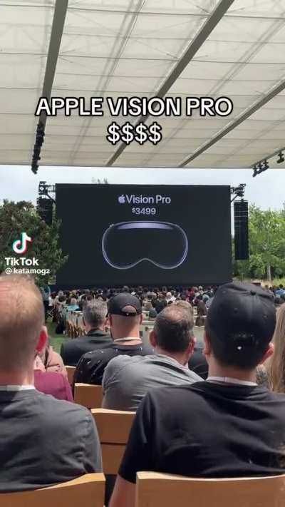The audience reaction when Apple Vision Pro price was announced at yesterday's Developers conference