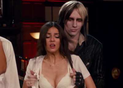 Victoria Justice boobs giggle