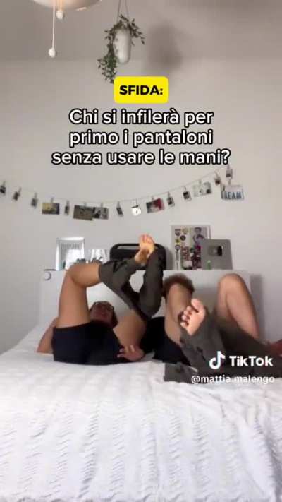 mattia.malengo i love her girlfriend feet