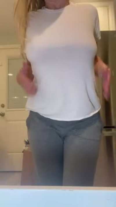 Real wife, real mom…real sexy