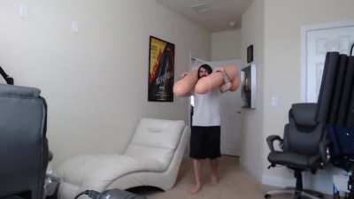 NSFW: 2 Bazooka’s