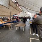 Turkish farmers market workers making survivor parkours due to lack of business
