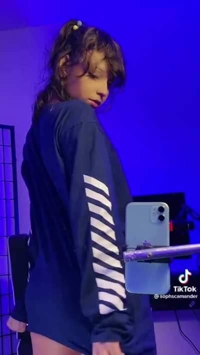 (soph<wbr>scama<wbr>nder) Thicc
