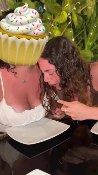 Eating tits