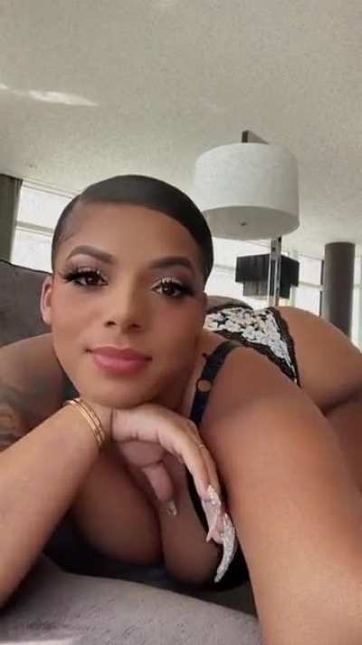 Shee soo beautifull