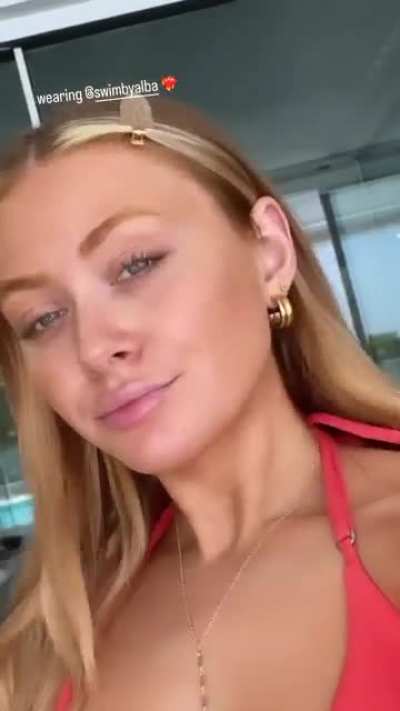 elz in red bikini