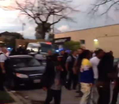 WEN BAYZOO RAN UP ON KING LOUIE AT THE TI MEET AND GREET