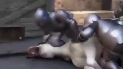 😔✊🏿