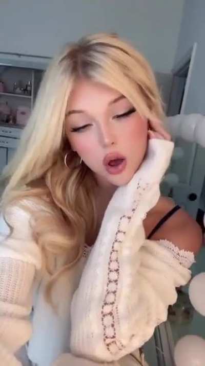 She's so gorgeous