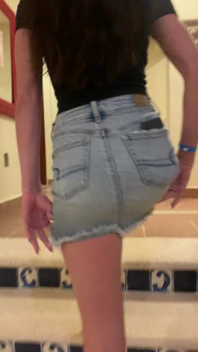 [f] if you ever see me wearing a skirt, you know there’s nothing underneath 🤫