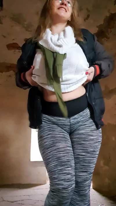 #TittyDrop A quick tittydrop while urbexing in an abandoned factory.