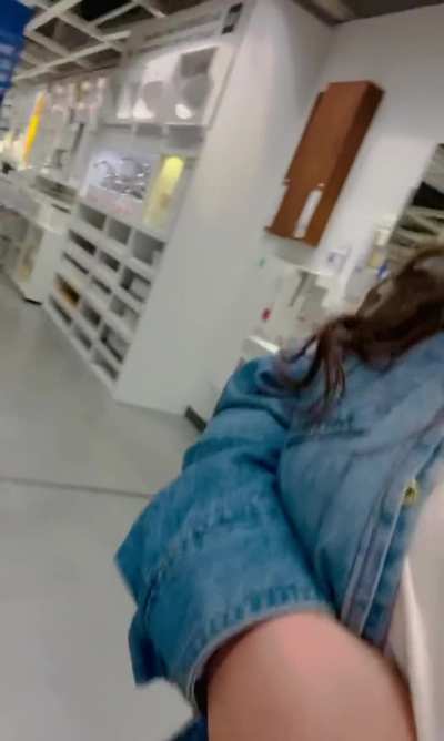 lil titty drop action in ikea today 😉😇🇨🇦🙋🏻‍♀️ [oc]