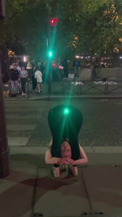 Human Traffic Light