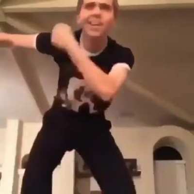 Dança muito