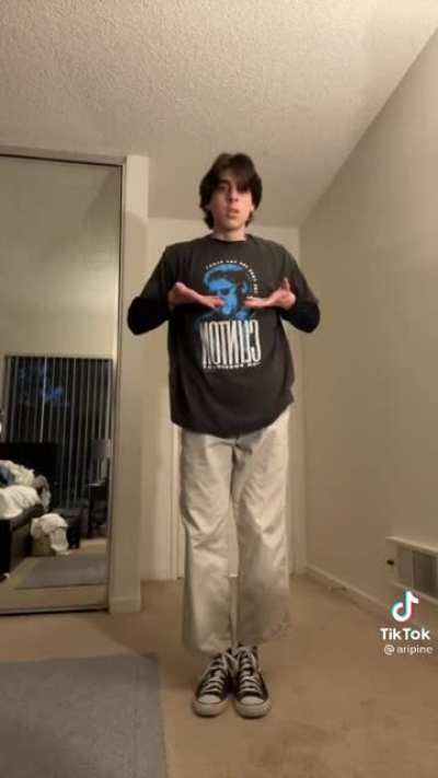 If this ain’t cringe, then I don’t know what is...