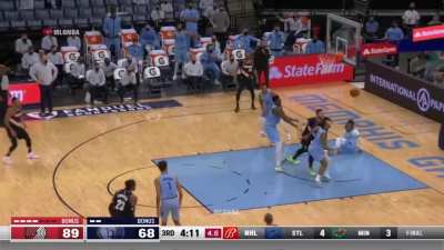 [Highlight] Ja Morant uses his insane hangtime to block Jusuf Nurkic