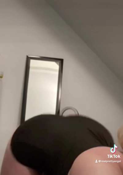 @realprettyangel