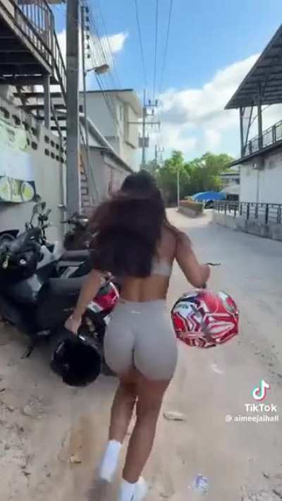 Aimee 🍑
