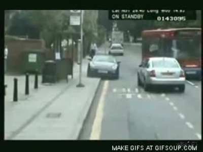 The driver of the bus is fully stupid
