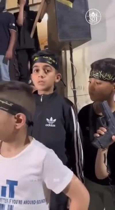 Palestinian children in tulkarm