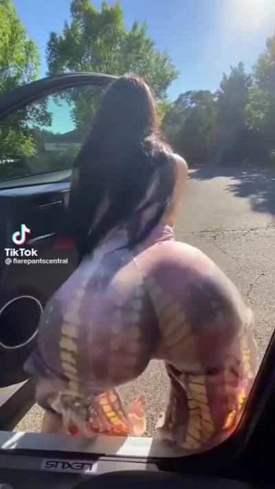 Soft & Jiggly No.580 (Wooow)😍🍑