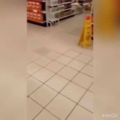 Karen demands the store clerk in Canada to speak english