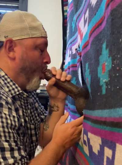 [47] Incredibly hot BBC visiting from Atlanta, snuck away to get some much needed throat hugs. I spent 15 minutes making love to that tool. Didn’t want it to end. 27/5’<wbr>8”/19<wbr>5/ 9.5” 