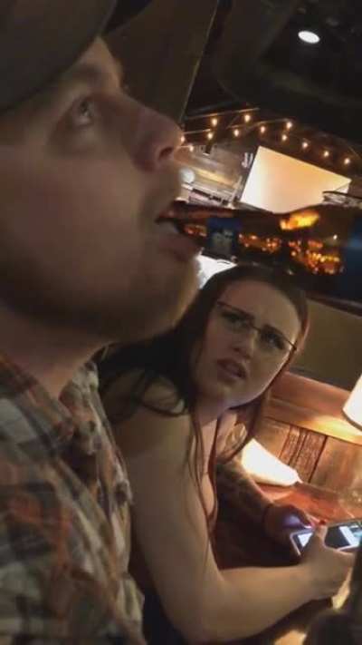 Her reaction tho