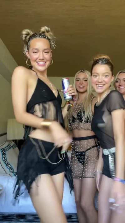 Coachella baddies