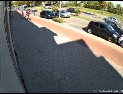 idiot on the phone