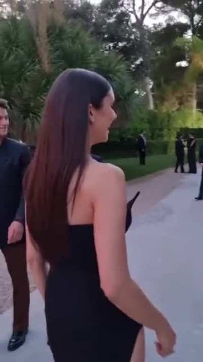 Slaying in black