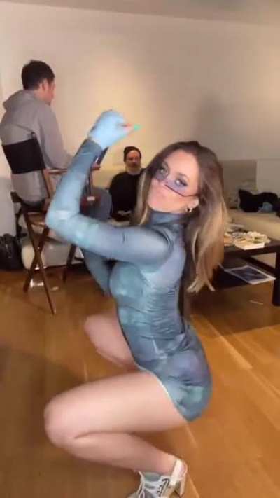 German🇩🇪 Singer & Celeb Vanessa Mai - TikTok Fail