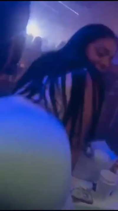 @Barbieezule 🥵