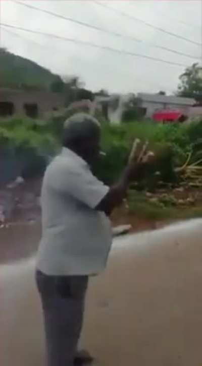 Smoothly launching fireworks