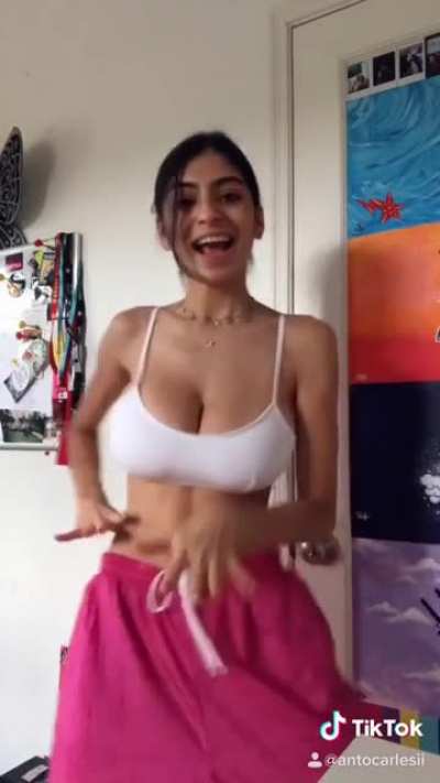 Surprised I don’t see this posted more often 🥵