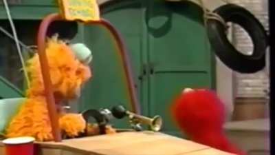 Elmo loses his shit