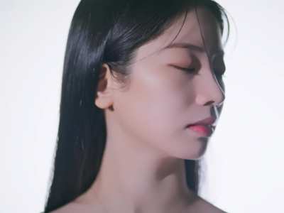 Dahyun's ethereal beauty