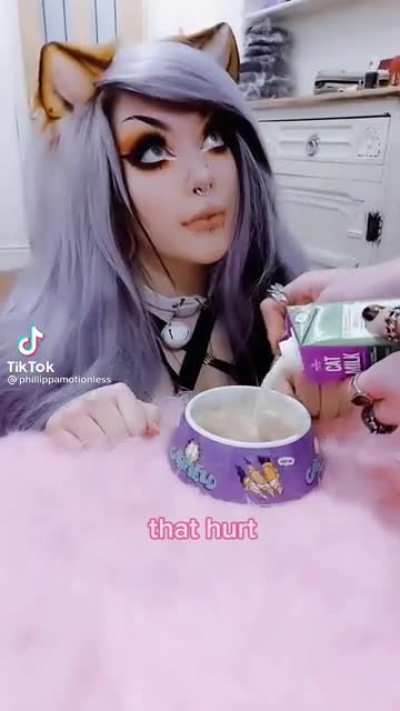😐
