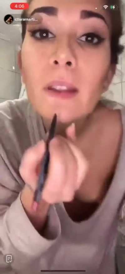 Downblouse One Tit Out