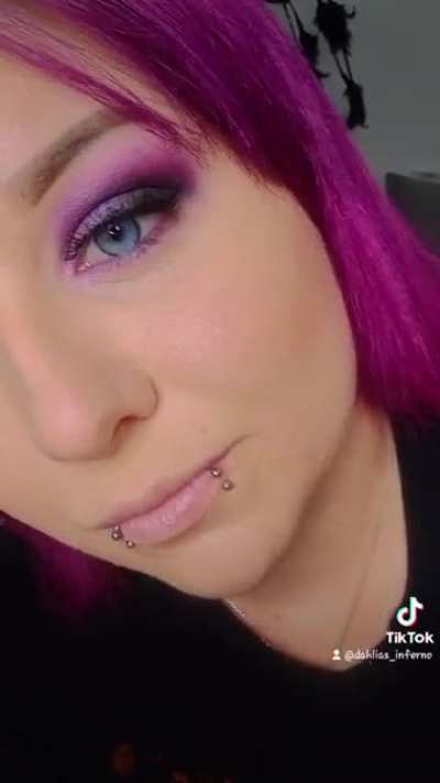 tiktok: Dahlias_Inferno 😅