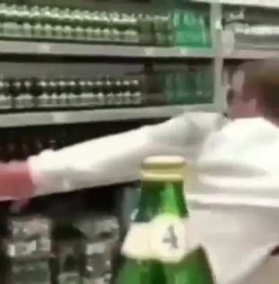 Cool bottle lid kick